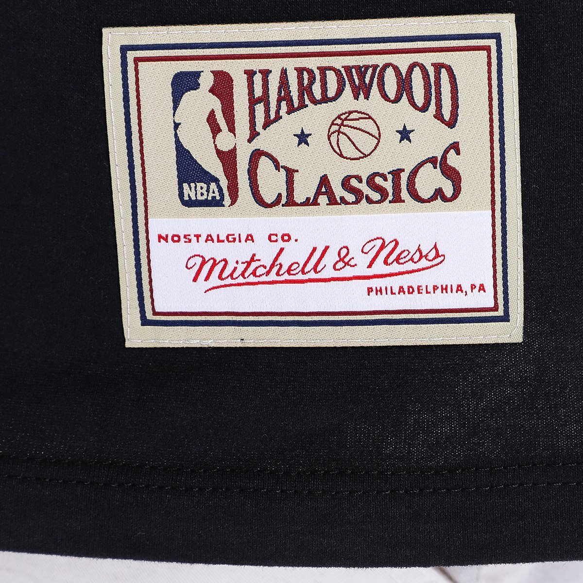 Miniatura Camiseta Mitchell & Ness Philadelphia 76ers Iverson Masculina Preto - G