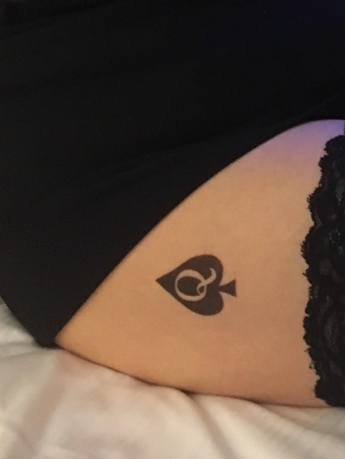 Miniatura Tatuagem Temporária Hotwife - 2 Artes - 10x6 cm