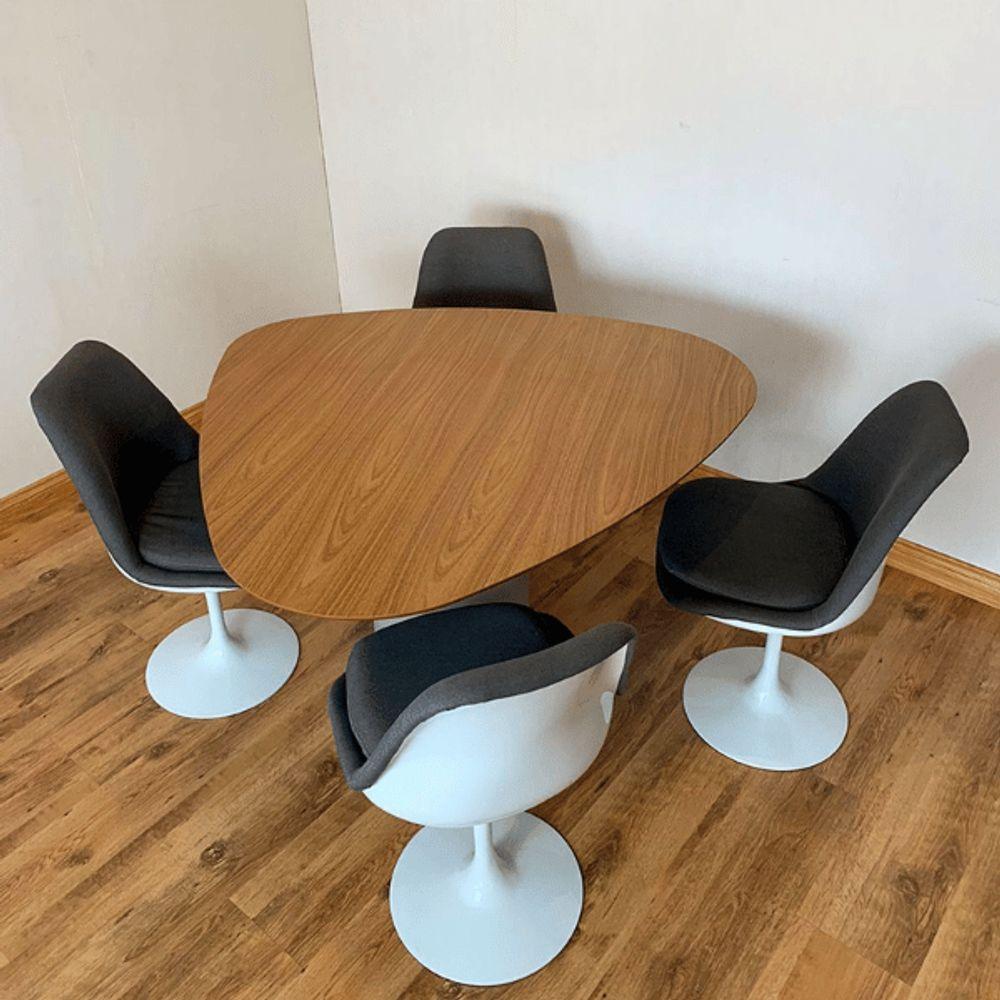 Miniatura Mesa De Jantar Cone Orgânica 140x144cm Tampo Freijó Base Freijó Cor Marrom