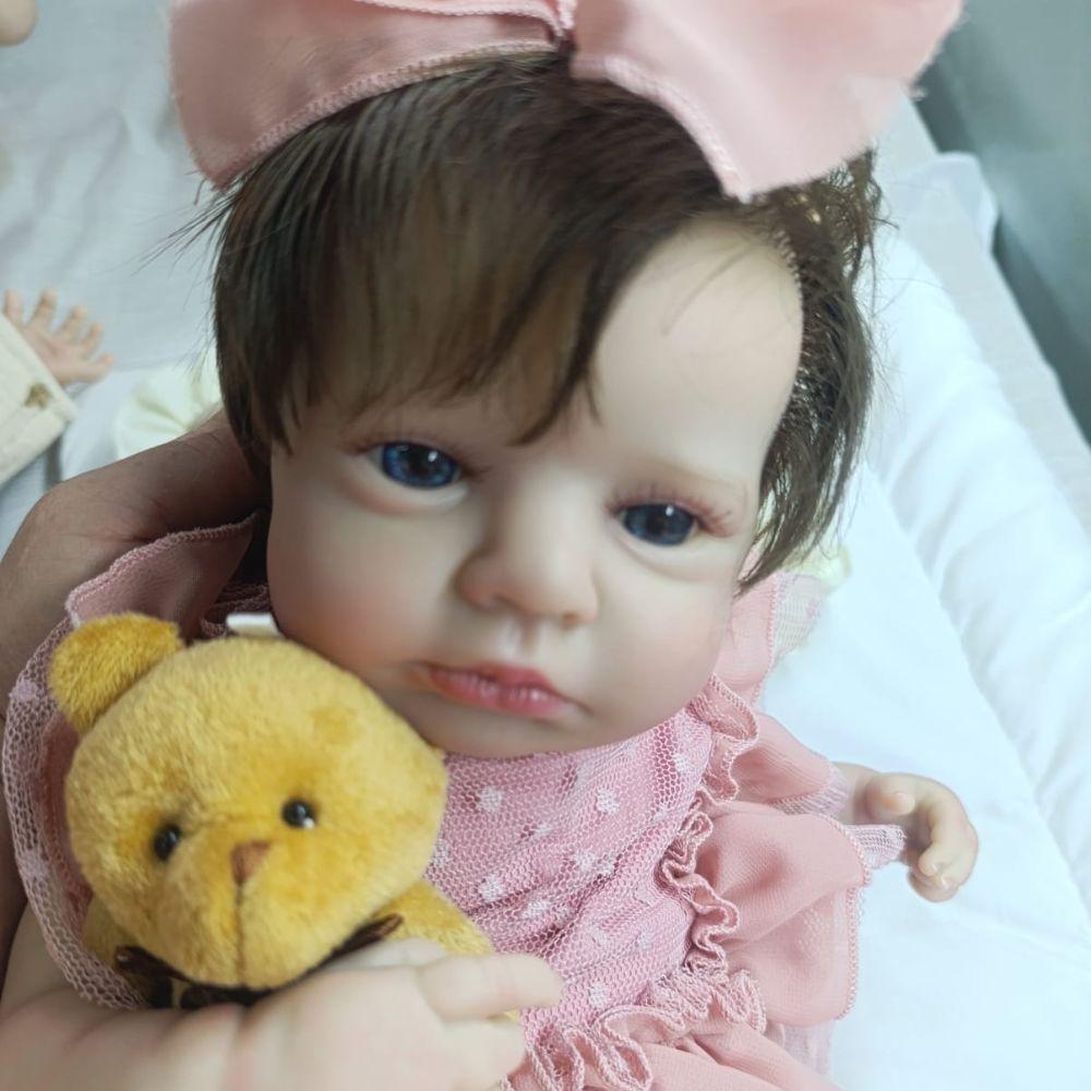 Miniatura Bebê Reborn Menina Olhos Abertos Artesanal Corpo De Pano Macio Antialérgico