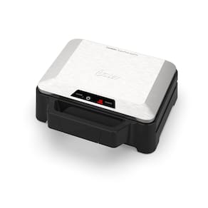 Miniatura Sanduicheira Oster OSAN500 1000W Chapas Antiaderentes Alça Isotérmica Porta-fio Inox 220V