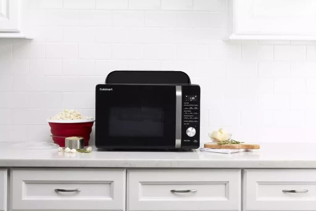 Miniatura Cuisinart Forno Microondas Com Airfry 3 Em 1 - 1500W Preto