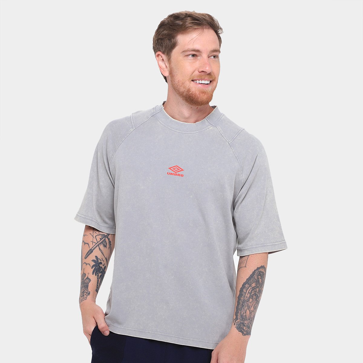 Miniatura Camiseta Umbro Washed High Neck Boxy Masculino Bege - G