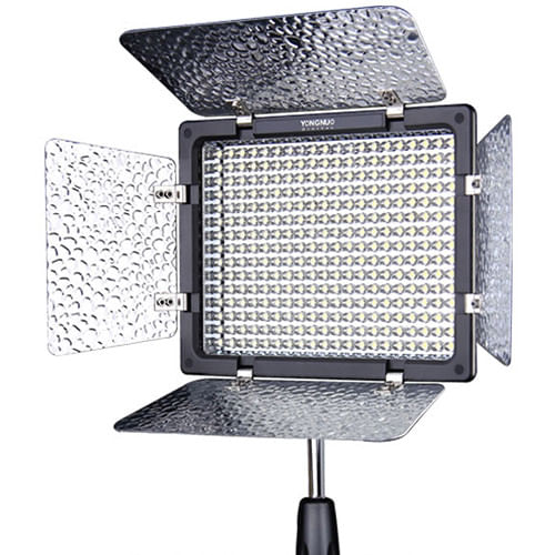Miniatura Iluminador LED Yongnuo YN-300 III (somente LED)