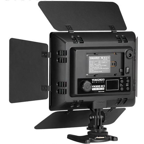 Miniatura Iluminador LED Yongnuo YN-300 III (somente LED)