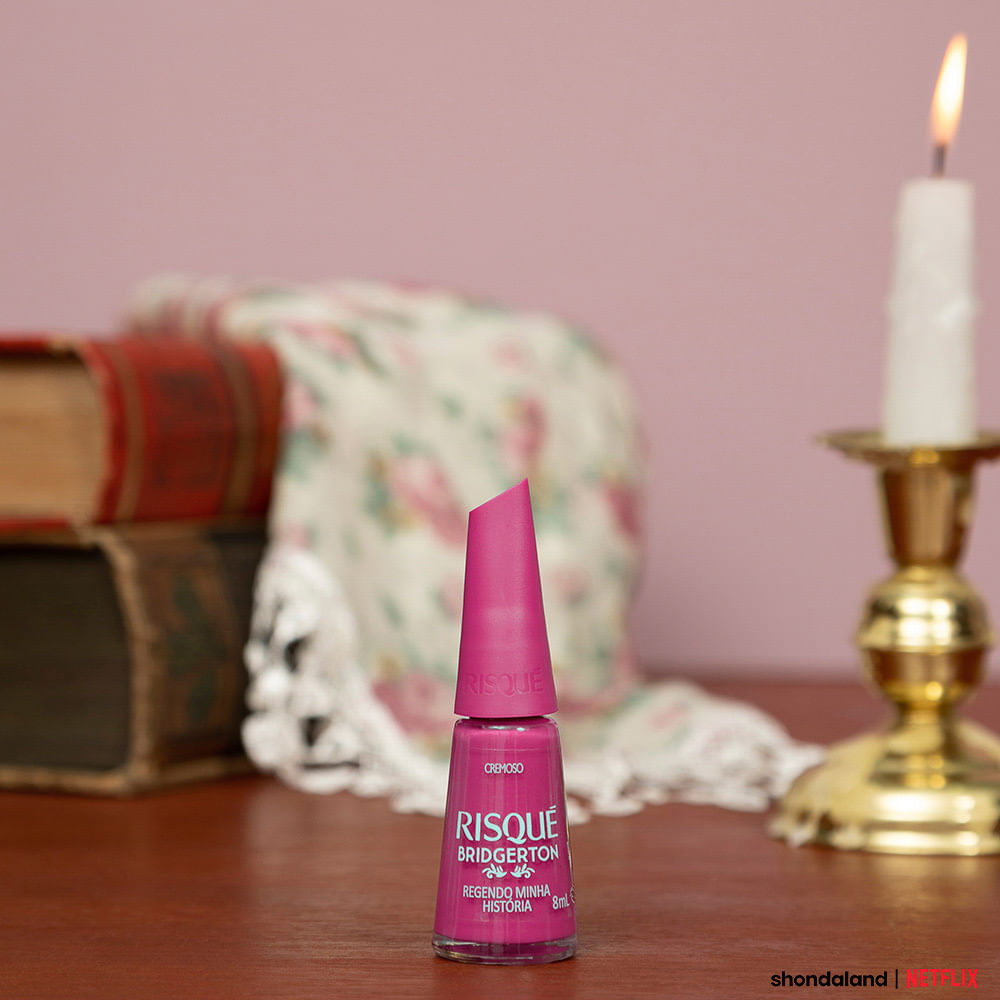 Miniatura Esmalte Risqué Bridgerton Cremoso Cor Regendo Minha História 8ml