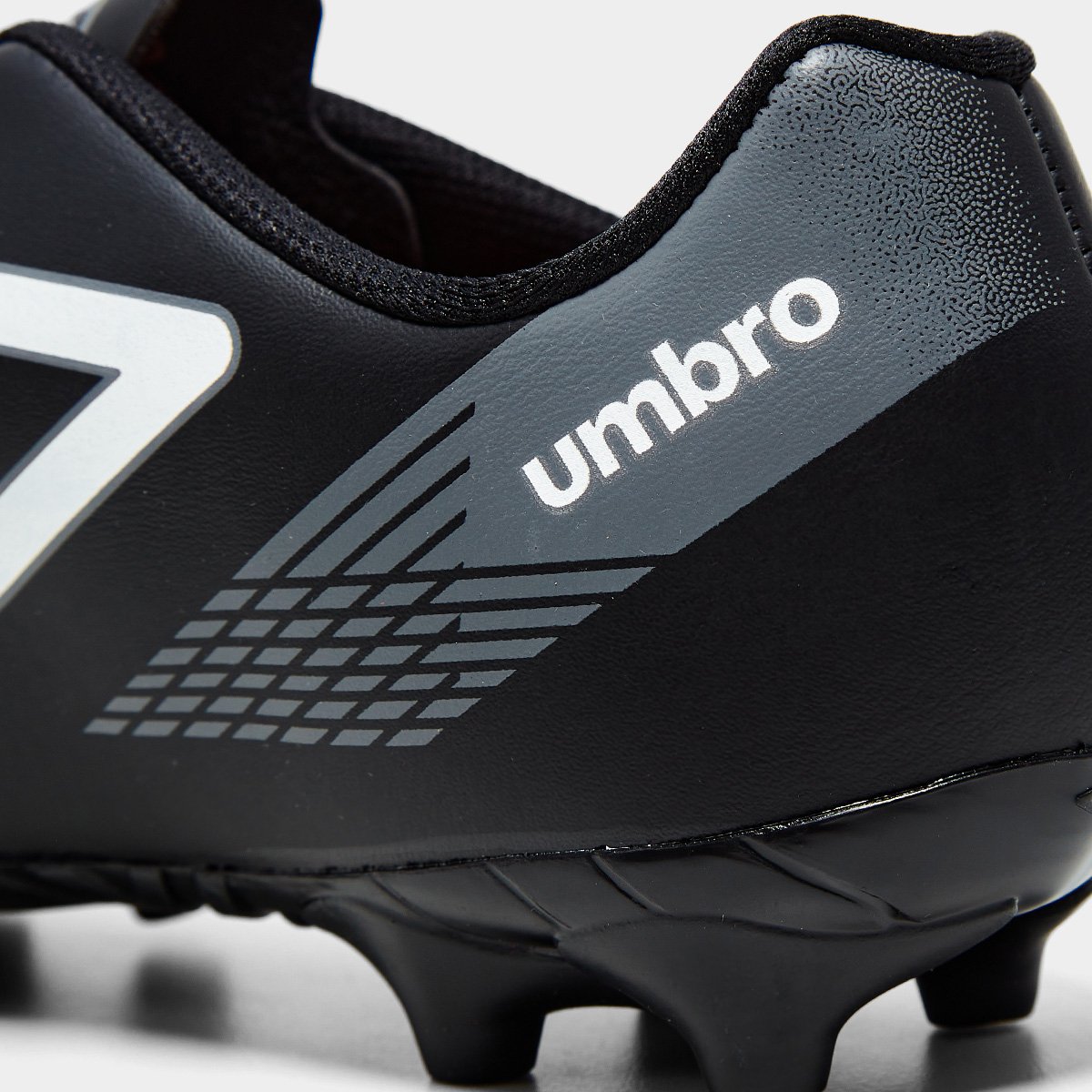 Chuteira Campo Umbro On Unissex Preto+Grafite - 42