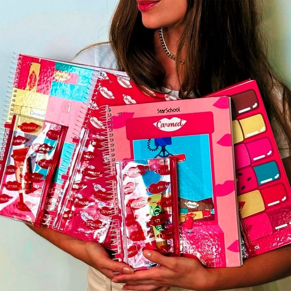 Caderno Carmed Capa Dura 10 Matérias 160 Folhas Sortido + Bolsa Plástico