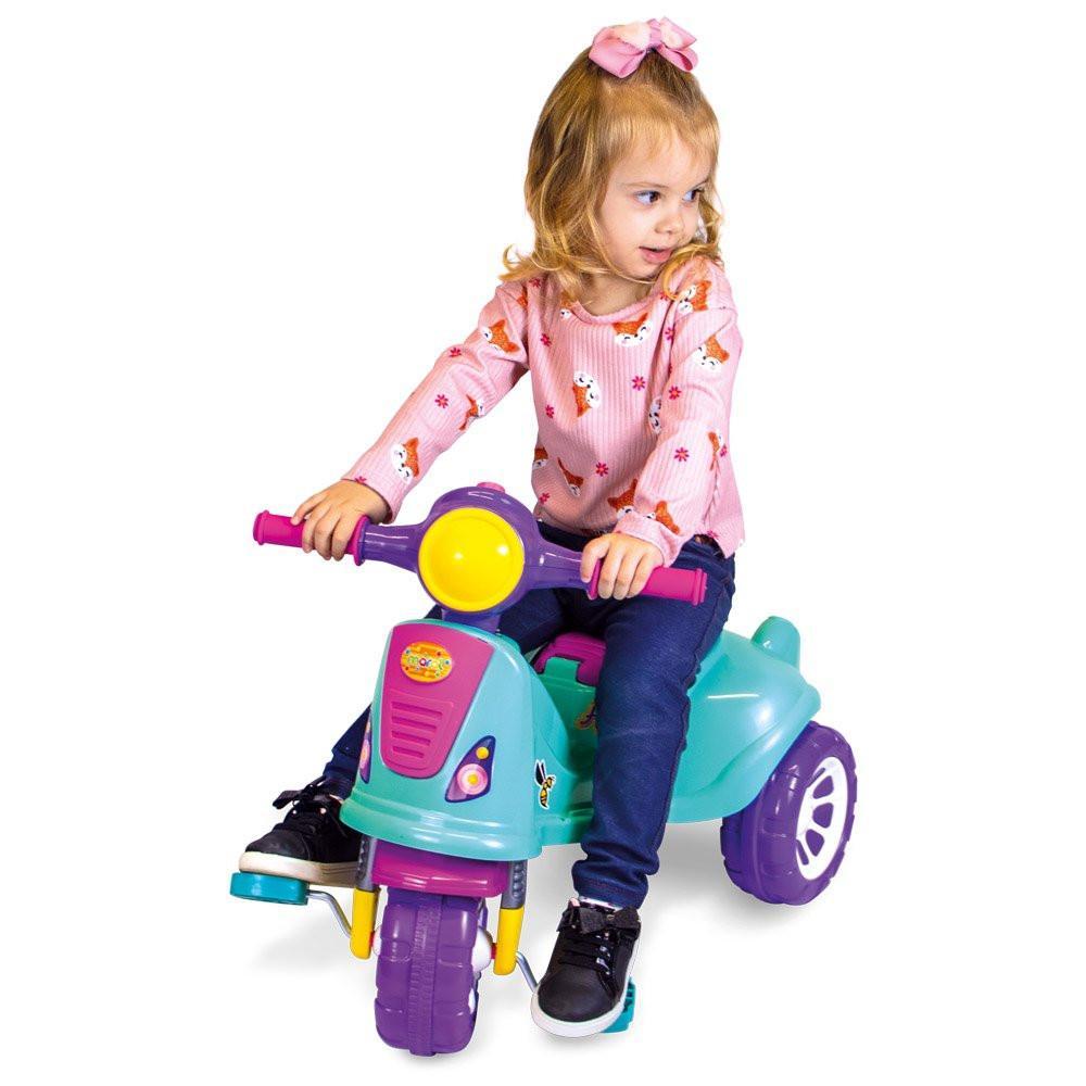 Miniatura Triciclo Infantil De Passeio E Pedal Andador Avespa Pink