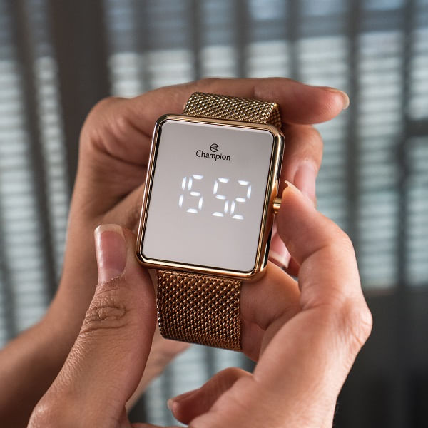 Miniatura Relógio Feminino Champion Dourado Prova D'água 30 metros CH40080B