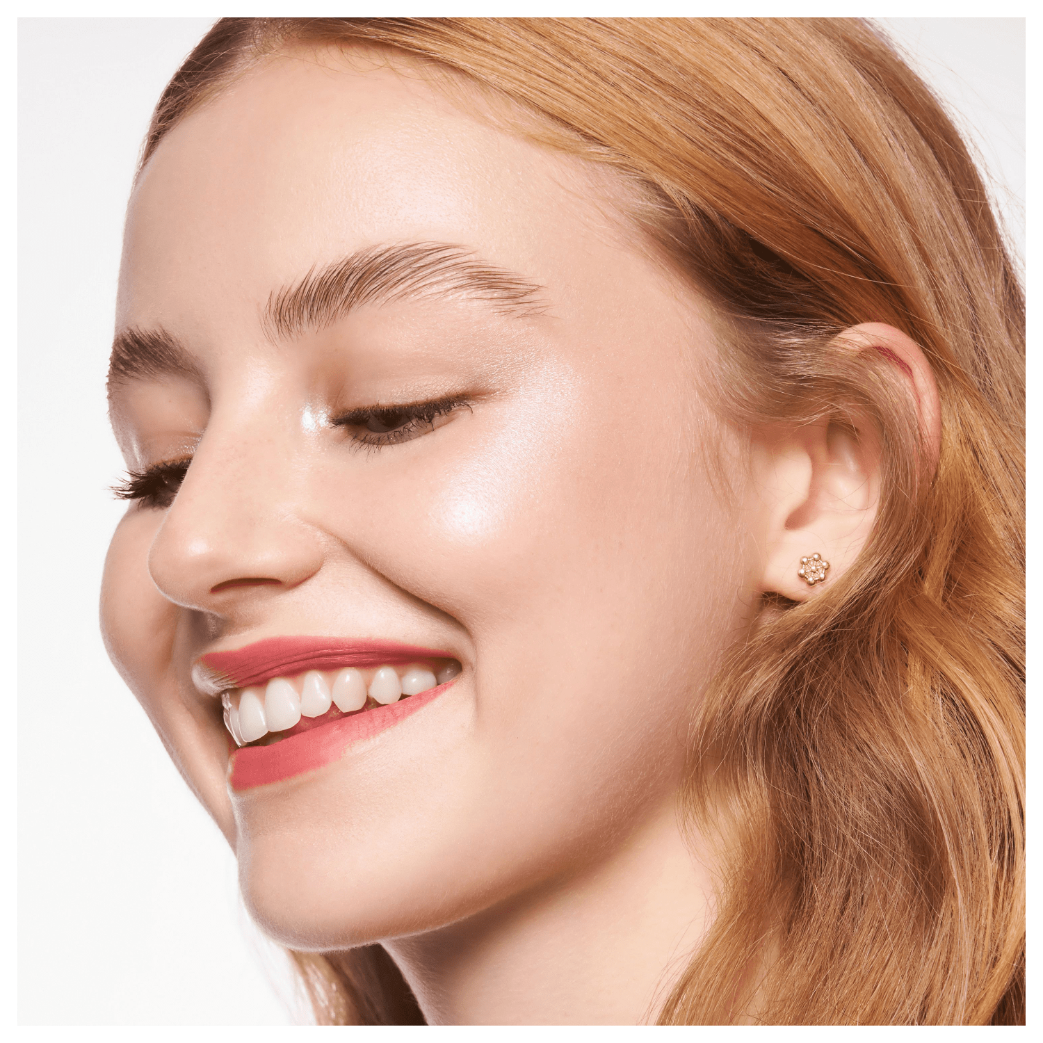 Essence 8h Matte Comfort 15 Vintage Rose - Lápis labial 0,3g