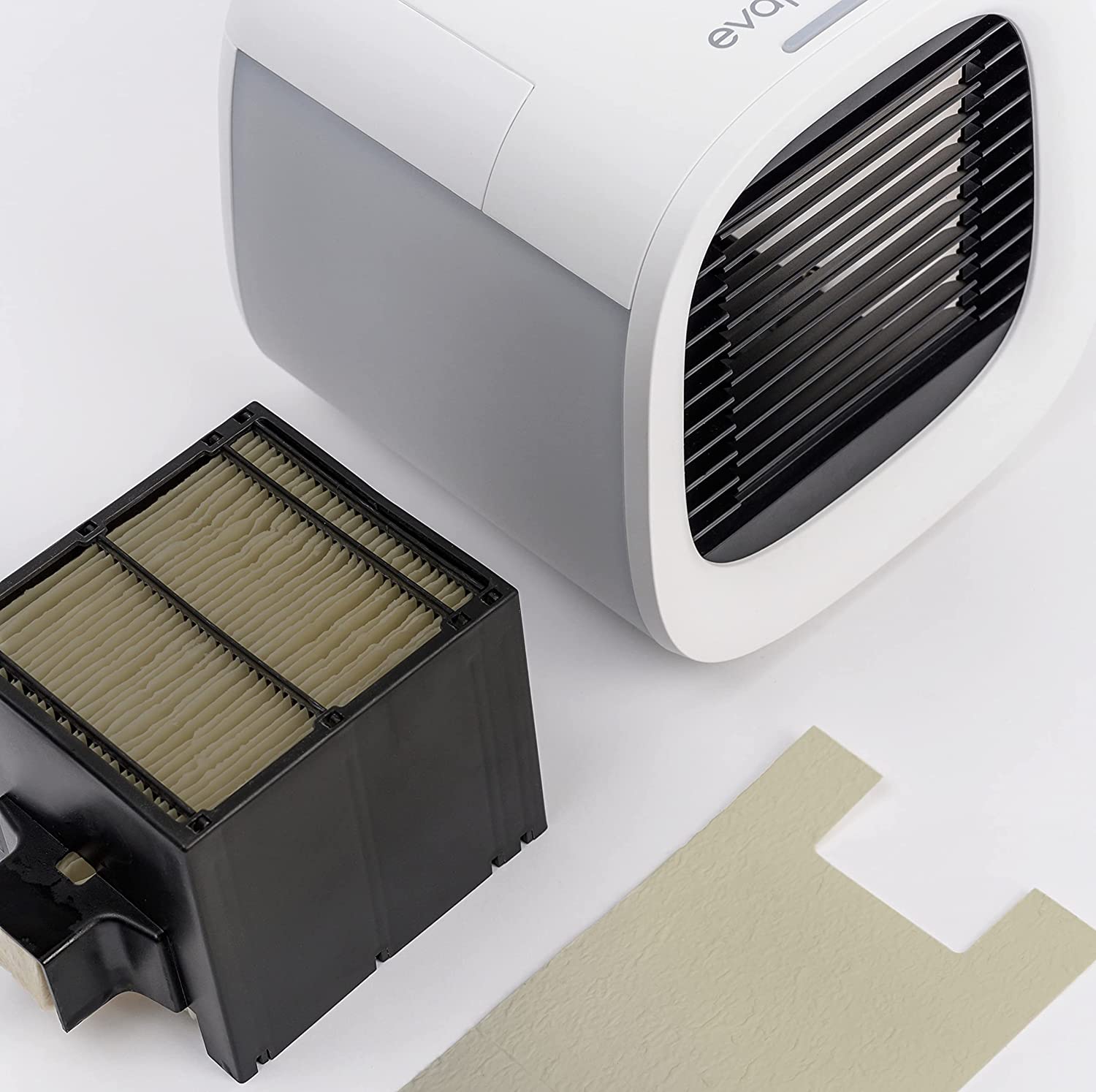 Evapolar evaCHILL Portable Conditioner Small Personal Evaporative Air Cooler and Humidifier Fan Mini AC medium Opaque White