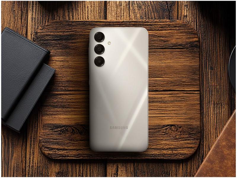 Smartphone Samsung Galaxy A16 256GB Cinza 5G 8GB RAM 6,7" FHD+ Câm Tripla + Selfie 13MP